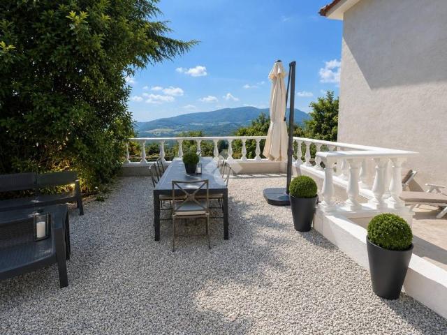 Villa Indipendente in vendita a Neviano Degli Arduini, Reggio Emilia