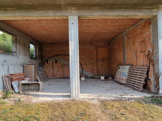 Villa Indipendente in vendita a Neviano Degli Arduini, Reggio Emilia