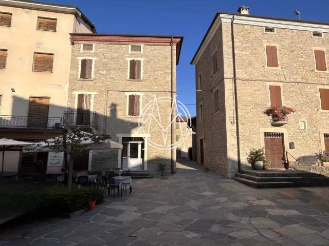 Villa Indipendente in vendita a Neviano Degli Arduini, Reggio Emilia