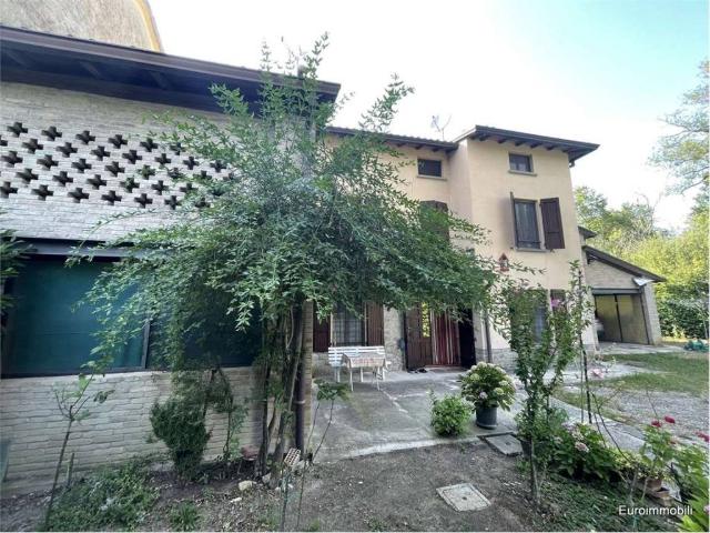 Villa Indipendente in vendita a Neviano Degli Arduini, Reggio Emilia