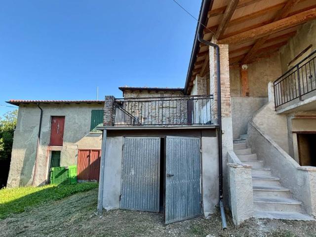 Villa Indipendente in vendita a Neviano Degli Arduini, Reggio Emilia