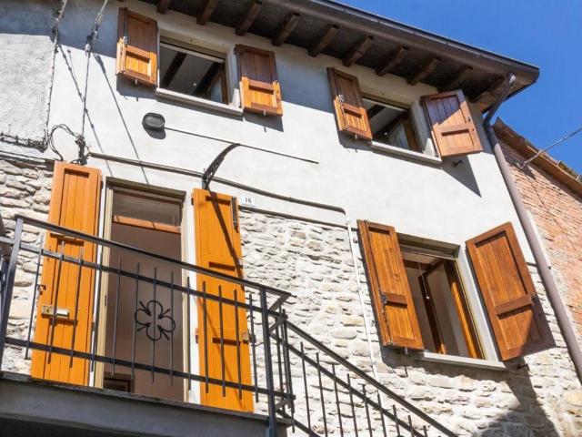 Villa Indipendente in vendita a Neviano Degli Arduini, Reggio Emilia