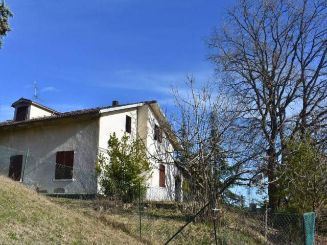 Villa Indipendente in vendita a Neviano Degli Arduini, Reggio Emilia