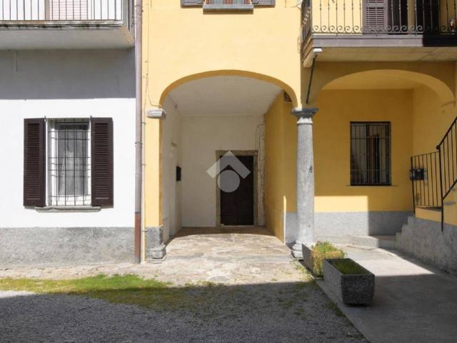 Rustico in vendita a Nibionno, Lombardia