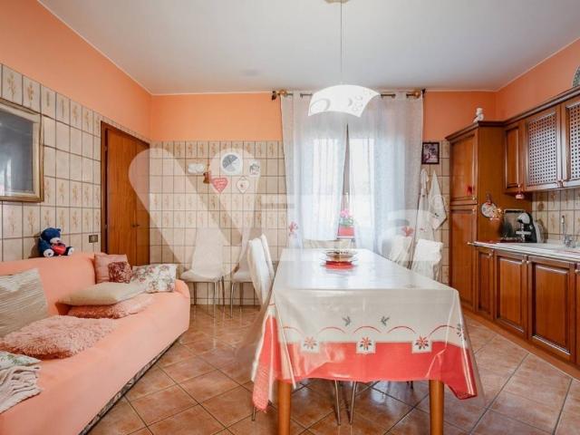 Villa Indipendente in vendita a Nibionno, Lombardia