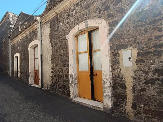 Villa Indipendente in vendita a Nicolosi, Sicilia
