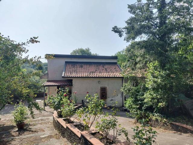 Villa Indipendente in vendita a Ragala, Nicolosi