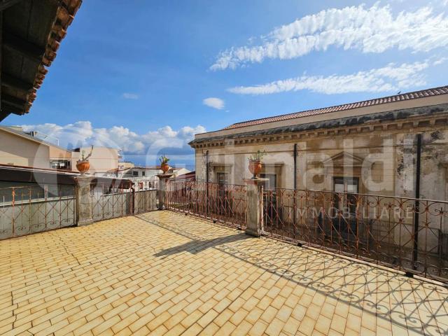 Villa Indipendente in vendita a Nizza Di Sicilia, Sicilia
