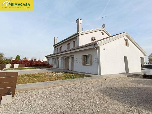 Villa Indipendente in vendita a Noale, Veneto