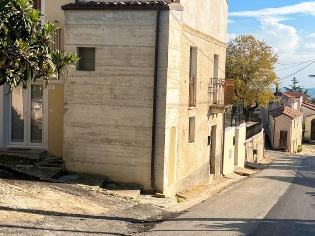 Villa Indipendente in vendita a Collina, Nocciano