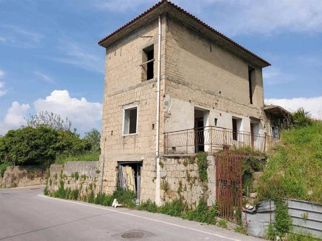 Villa Indipendente in vendita a Nocera Inferiore, Campania