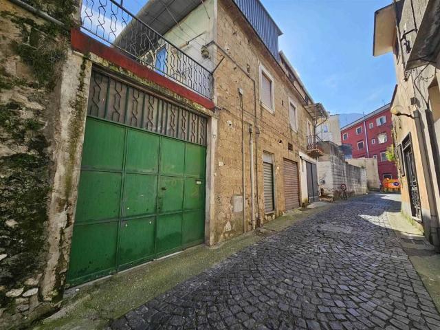 Villa Indipendente in vendita a Nocera Superiore, Campania