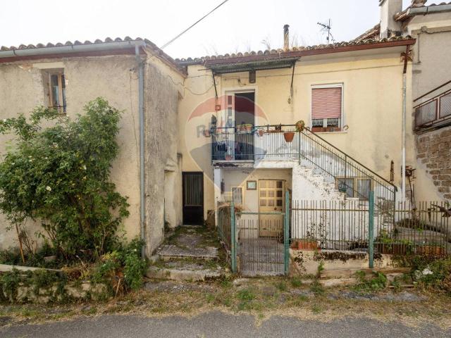 Villa Indipendente in vendita a Molinaccio, Nocera Umbra