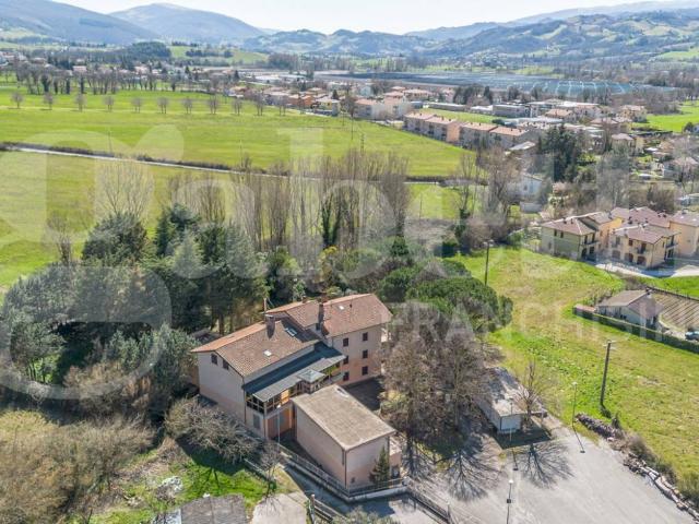 Villa Indipendente in vendita a Nocera Umbra, Umbria