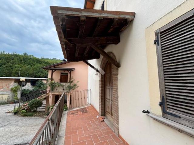 Villa Indipendente in vendita a Nocera Umbra, Umbria