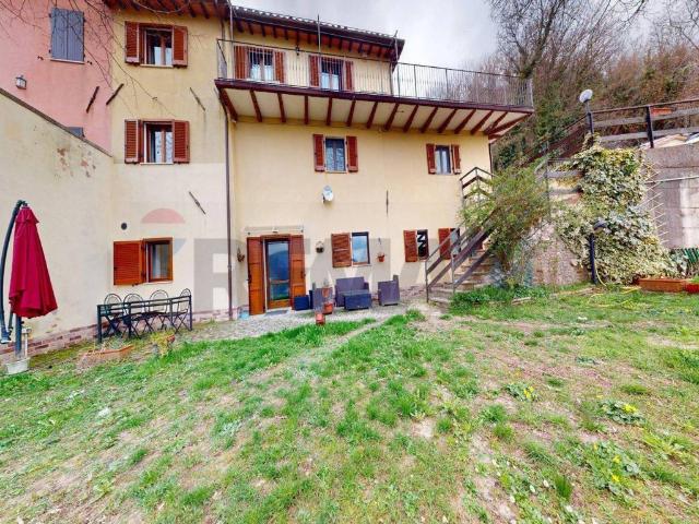 Villa Indipendente in vendita a Nocera Umbra, Umbria