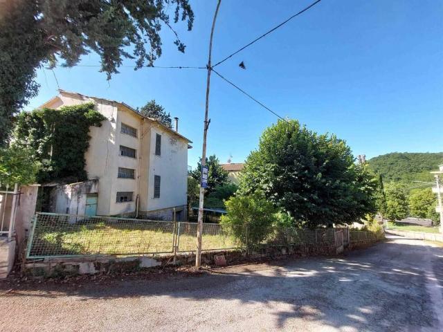 Villa Indipendente in vendita a Nocera Umbra, Umbria