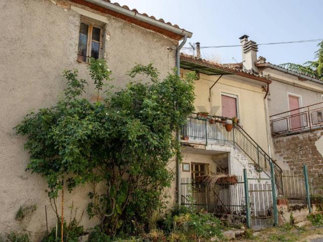 Villa Indipendente in vendita a Molinaccio, Nocera Umbra