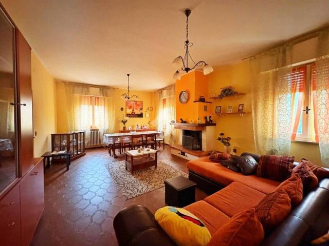 Villa Indipendente in vendita a Nocera Umbra, Umbria