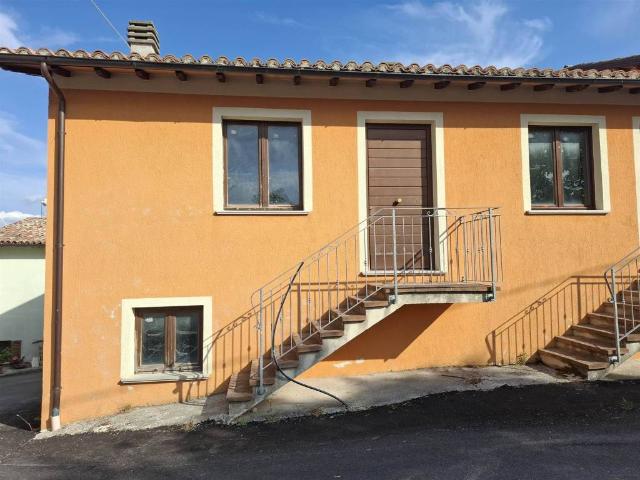 Villa Indipendente in vendita a Nocera Umbra, Umbria