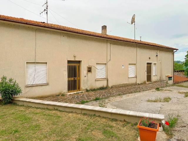 Villa Indipendente in vendita a Nocera Umbra, Umbria