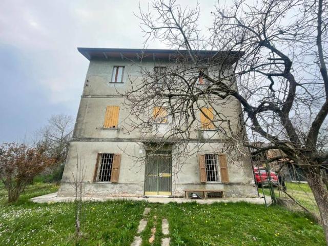Villa Indipendente in vendita a Noceto, Reggio Emilia