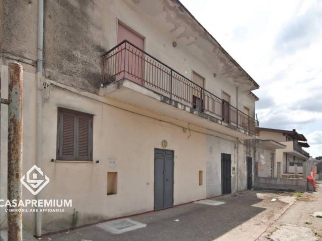 Villa Indipendente in vendita a San Felice A Cancello, Campania