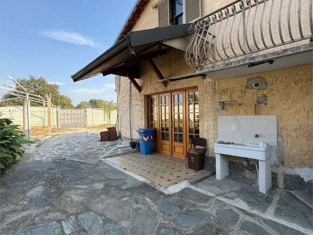 Villa Indipendente in vendita a Ponte Masino, Piemonte