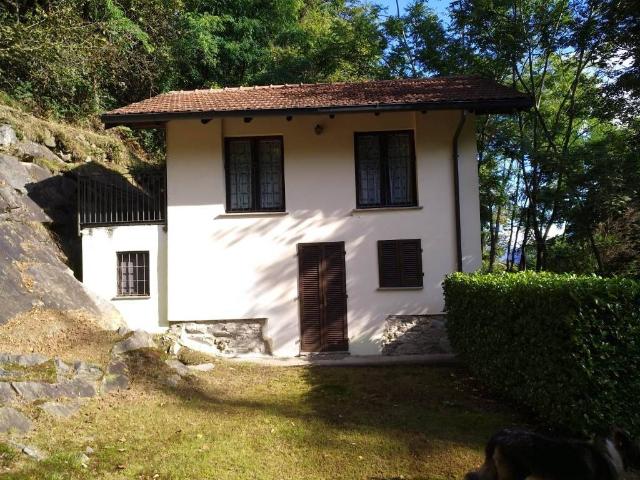 Villa Indipendente in vendita a Brolo, Piemonte