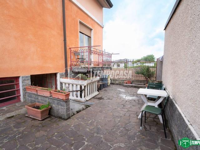Villa Schiera in vendita a Nova Milanese, Lombardia