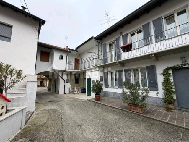 Villa Schiera in vendita a Nova Milanese, Lombardia
