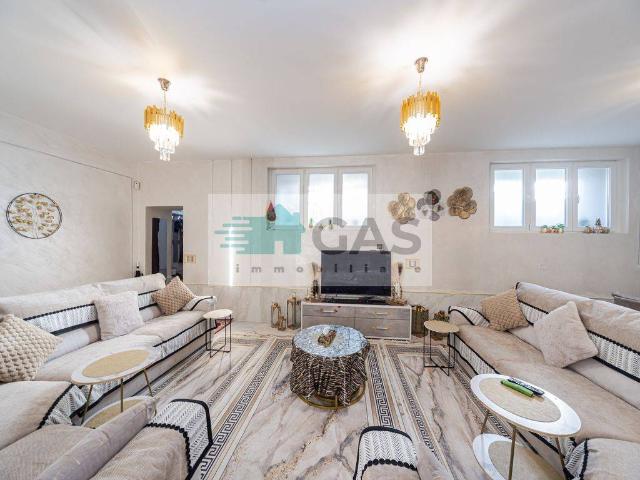 Villa Indipendente in vendita a Nova Milanese, Lombardia