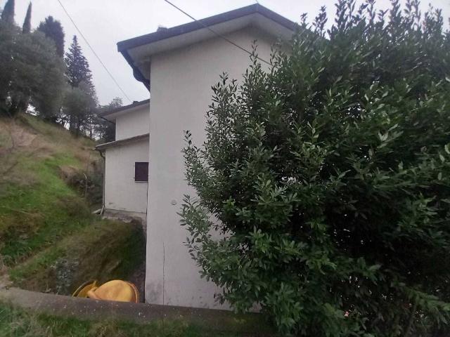 Villa Indipendente in vendita a Novafeltria, Rimini