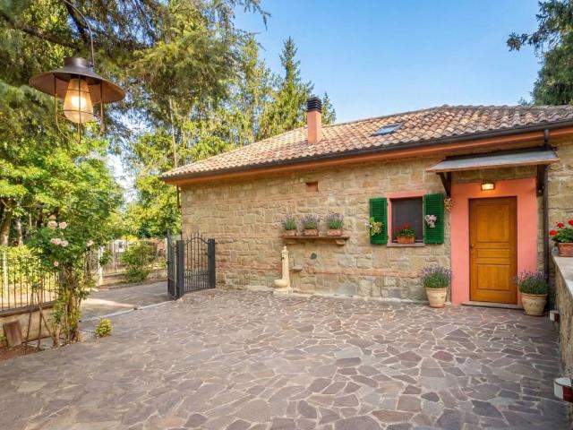 Villa Indipendente in vendita a Unione di comuni Valmarecchia, Novafeltria
