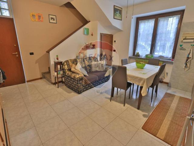 Villa Indipendente in vendita a Novate Milanese, Lombardia