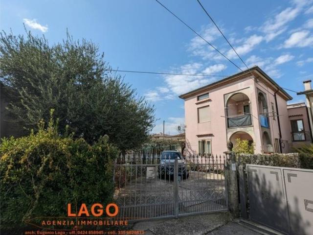 Villa Indipendente in vendita a Nove, Veneto