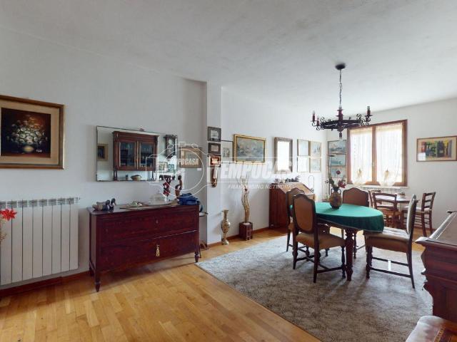 Villa Indipendente in vendita a Bassa Reggiana, Re