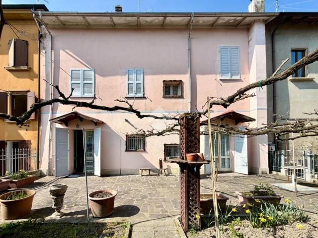 Villa Indipendente in vendita a Bassa Reggiana, Re