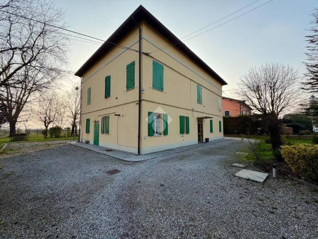 Villa Indipendente in vendita a Bassa Reggiana, Re