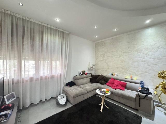 Villa Indipendente in vendita a Noventa Vicentina, Veneto