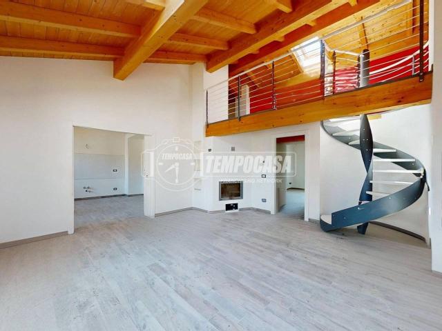 Villa Indipendente in vendita a Unione delle Terre d'Argine, Novi Di Modena