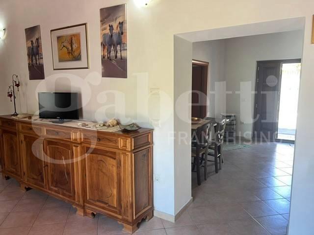 Villa Indipendente in vendita a Nurachi, Sardigna/Sardegna