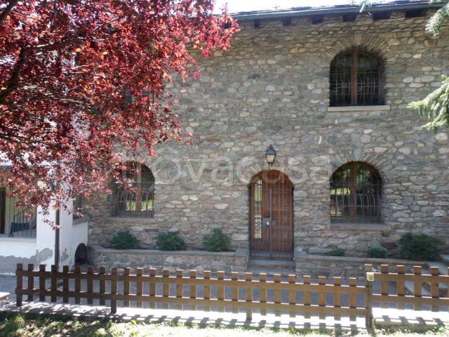 Villa Indipendente in vendita a La Bâtise, Nus