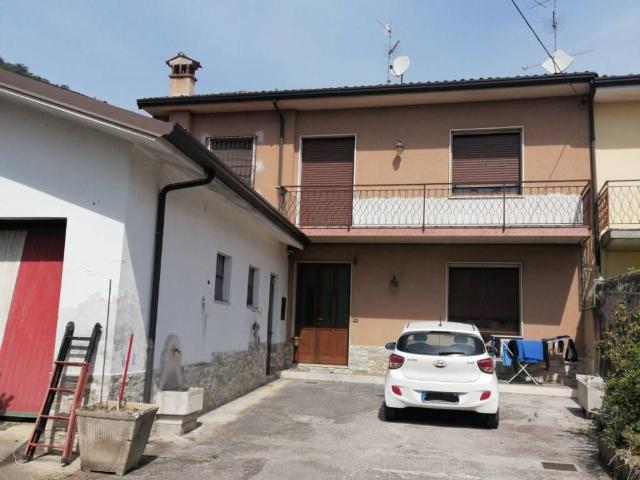 Villa Indipendente in vendita a Nuvolento, Lombardia