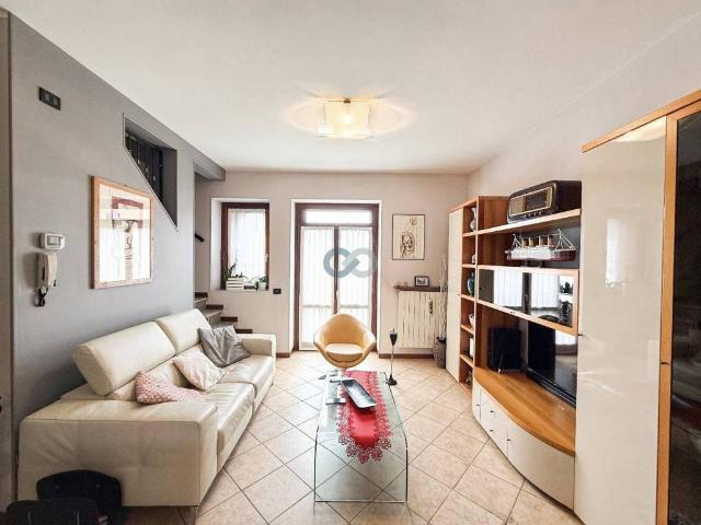 Villa Indipendente in vendita a Nuvolera, Lombardia