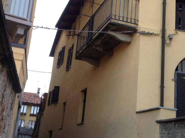 Villa Indipendente in vendita a Piemonte, Biella