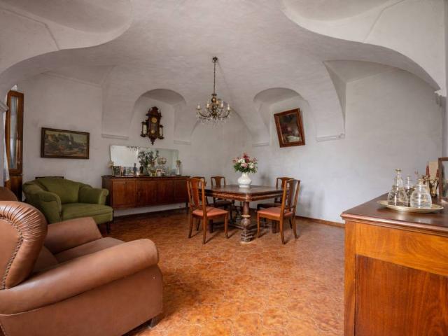 Villa Indipendente in vendita a Piemonte, Alessandria