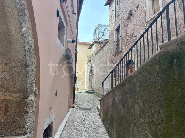 Villa Indipendente in vendita a Ofena, Abruzzo