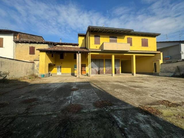 Villa Indipendente in vendita a Offanengo, Lombardia