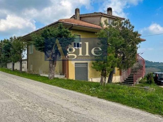 Villa Indipendente in vendita a Marche, Ascoli Piceno